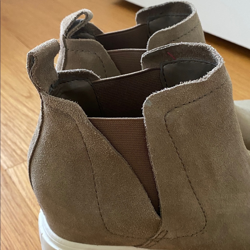 Dolce Vita Zabie Suede Wedge Ankle Sneaker/Boot, Size 7M - Picture 6 of 8